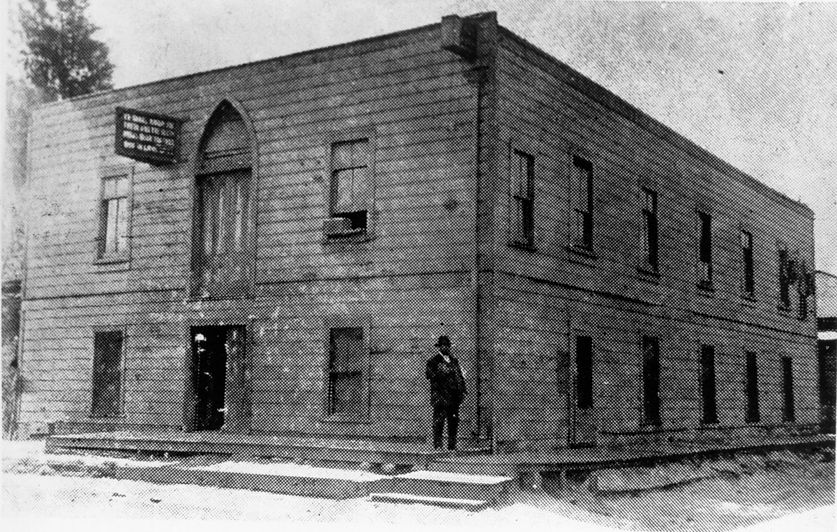 William_J_Seymour_Azusa_Street_Mission--1616447083